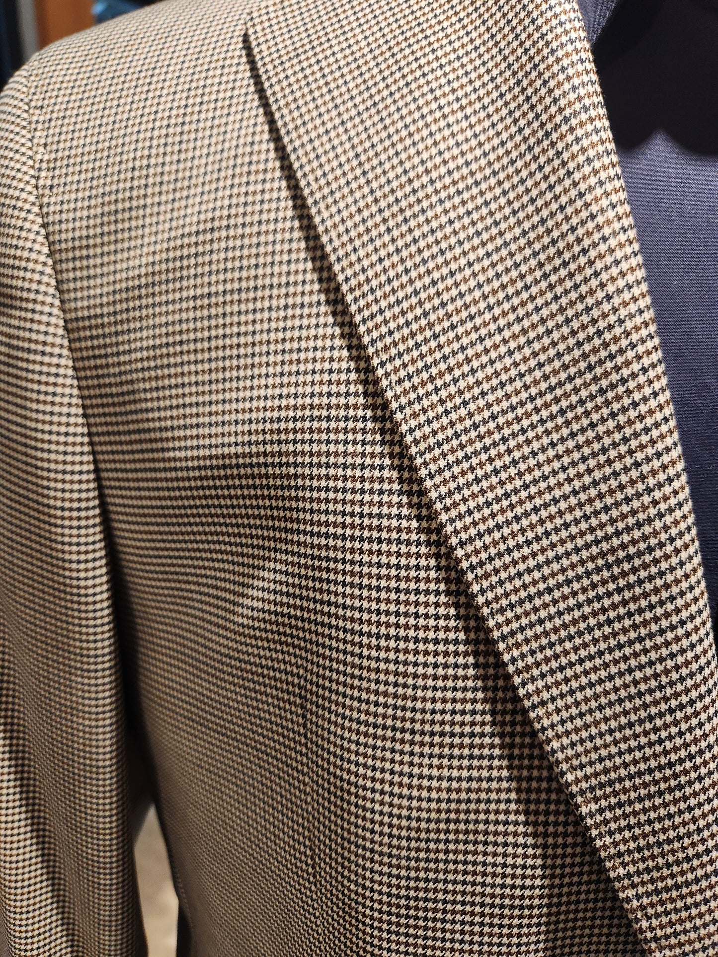 SAND Performance Stretch in Black and Tan Mélange Micro Houndstooth