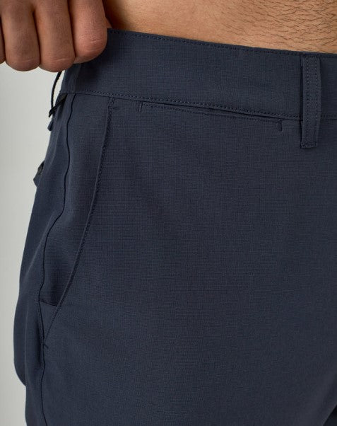 7 Diamonds 10" Momentum Hybrid Short