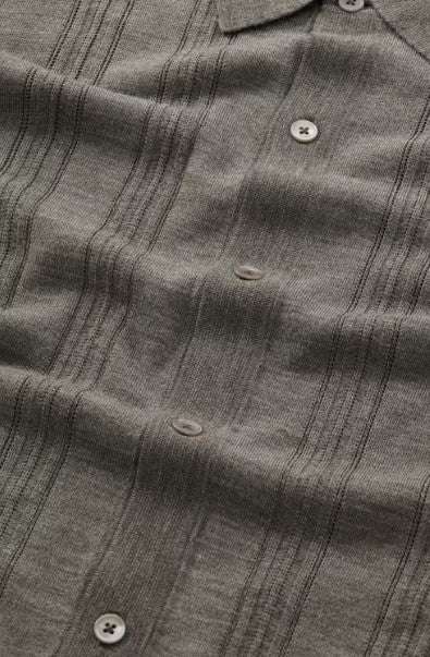 NN07 Thor textured wool blend cardigan with Mother-of-Pearl buttons in capers color