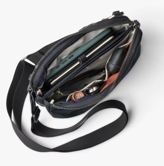 Bellroy Tokyo Side Bag - Navy