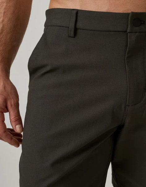 7 Diamonds Infinity™ 7" Chino Short