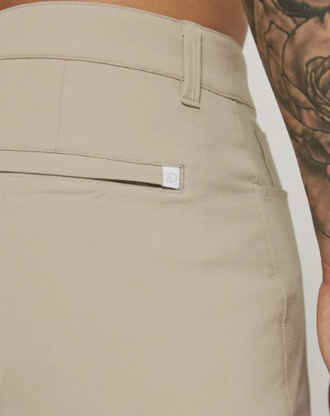 7 Diamonds Optimum 8" Short