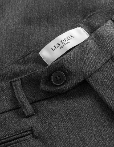 Les Deux Slim fit Como Suit Pant Les Deux