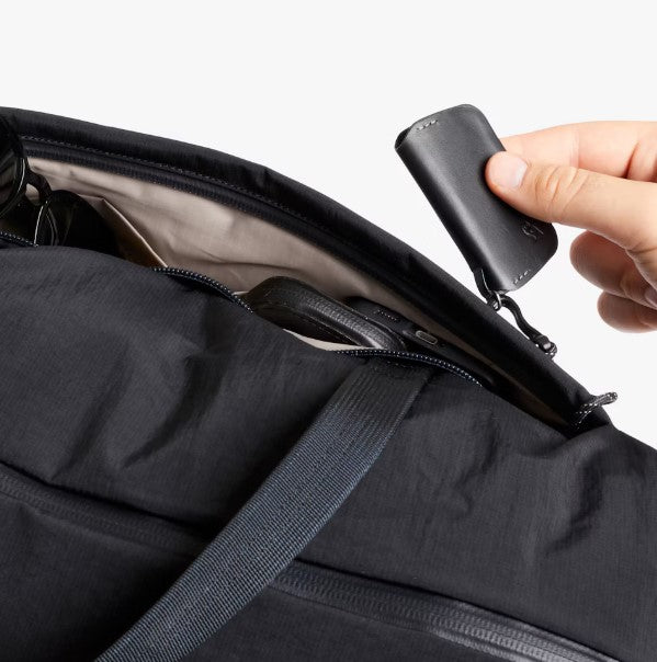 Bellroy Lite Duffel 30L - Black