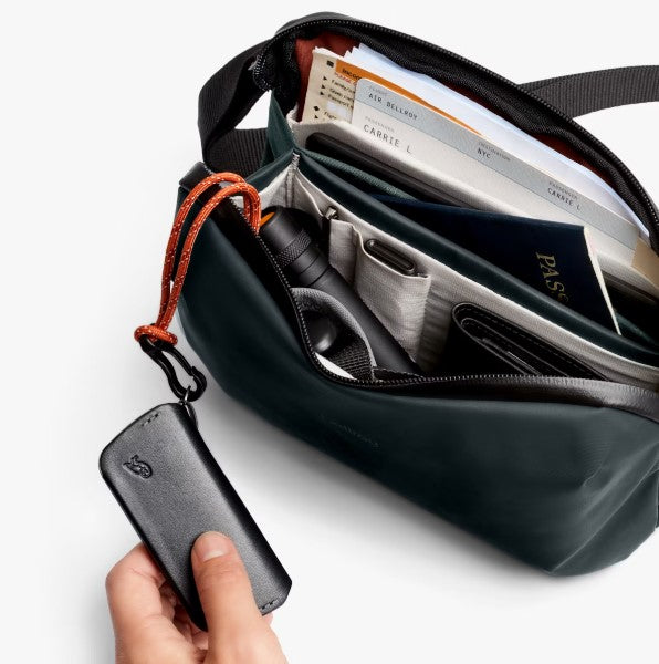 Bellroy Venture Travel Crossbody - Deep Ocean