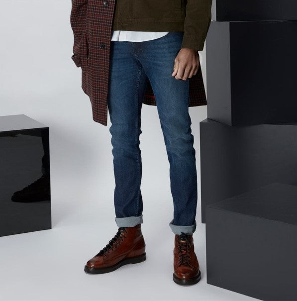Closed Unity Slim Jean in Dark Blue