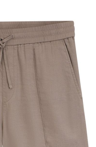 Hugo Cino Straight-fit shorts in a linen blend - Light Brown