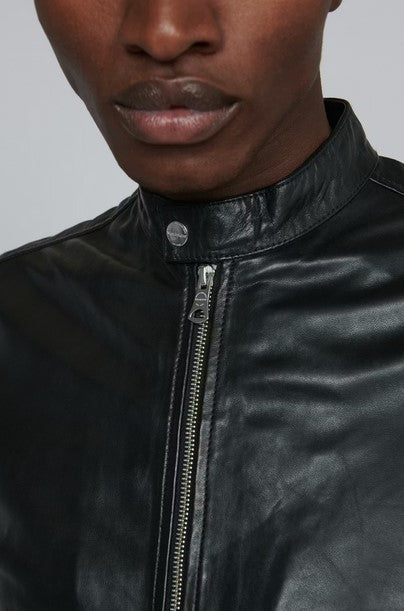 Matinique MAadron slim fit black leather jacket made of 100% lamb leather with polyester-viscose lining