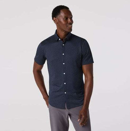 Mizzen & Main Halyard Short Sleeve navy dot print lightweight breathable shirt