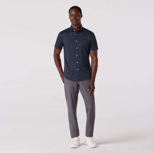 Mizzen & Main Halyard Short Sleeve navy dot print shirt with 4-way stretch and breathable fabric
