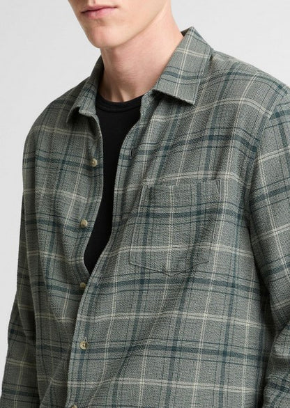 Vince Catskill Plaid Cotton Button-Front Shirt - Seaweed / Matcha